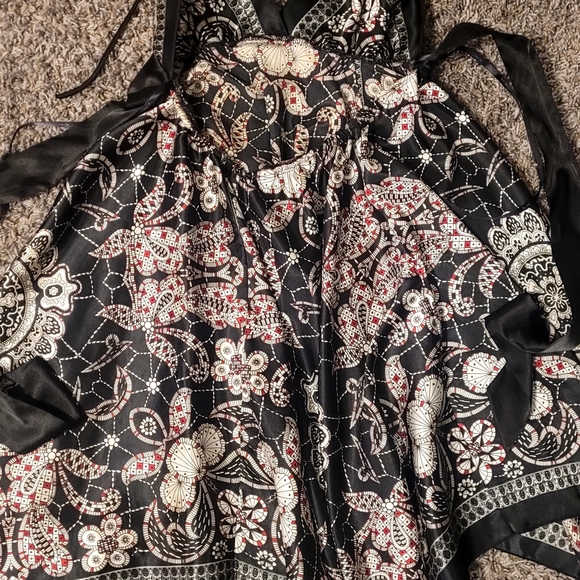 Beautiful High Low Staggering Bottom Dress - Picture 4 of 6